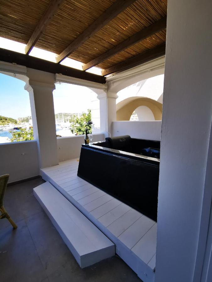 Bed and Breakfast Relais Du Port Santa Teresa Gallura Zewnętrze zdjęcie