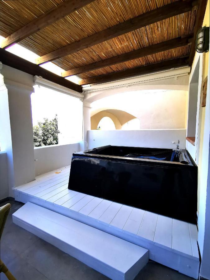 Bed and Breakfast Relais Du Port Santa Teresa Gallura Zewnętrze zdjęcie